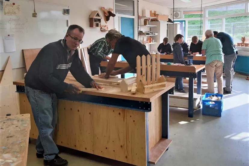 open dag gebouw reakt en ambachtenwerkplaats piezo 2