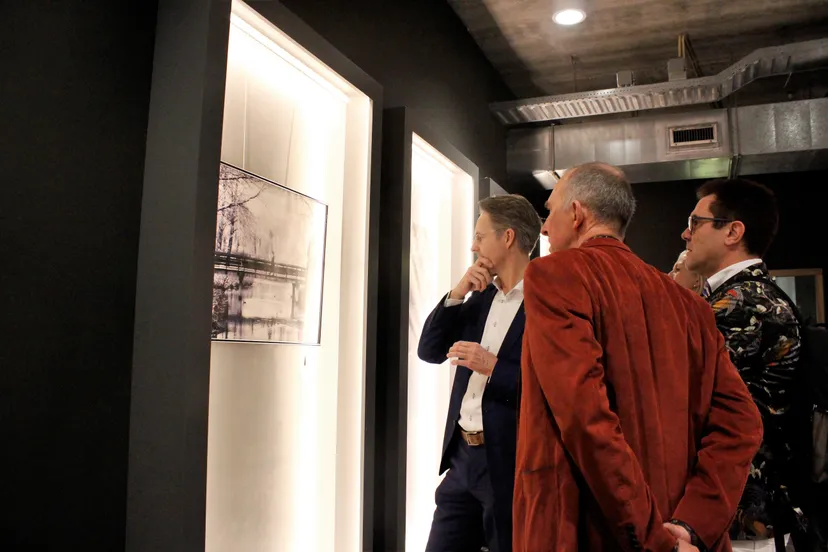 persfoto opening expositie zoetermeer in ckc partners