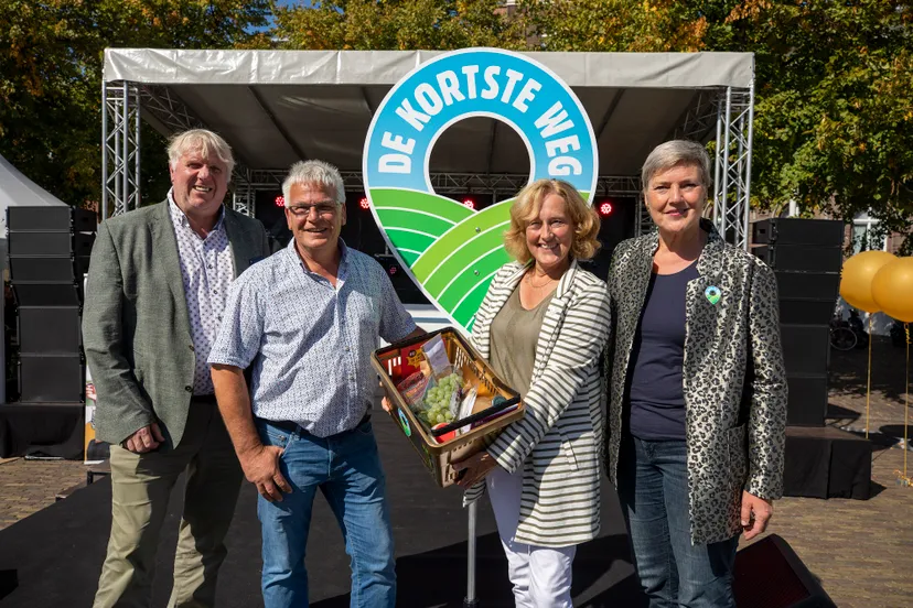 persfoto van zaterdag start campagne