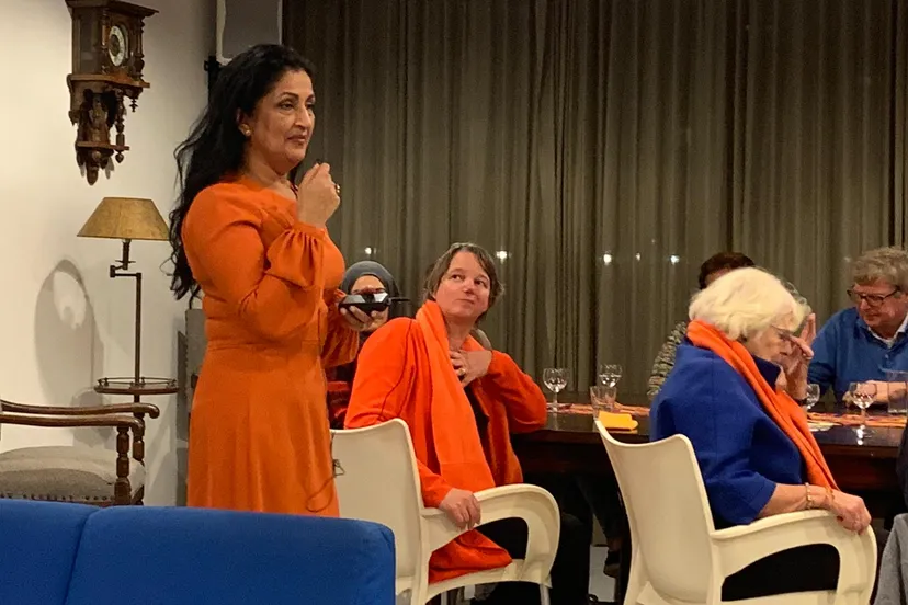 presentatie over geweld door hameeda lakho