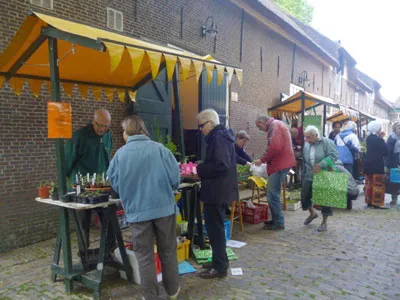 ruilbeurs planten mei 2014 400