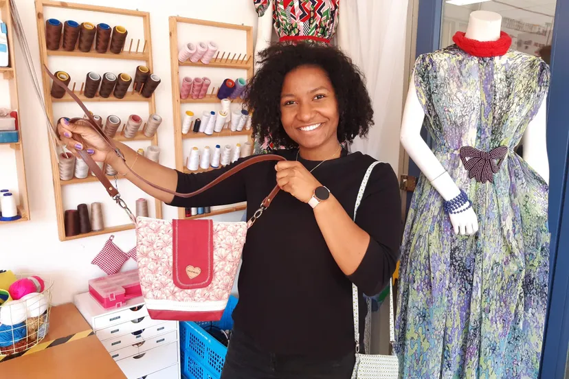 schoudertas maken in de ambachtenwerkplaats