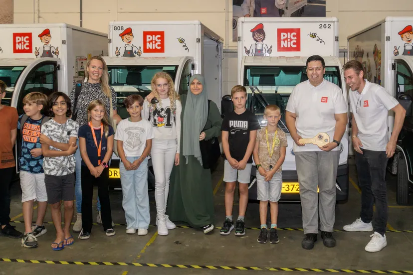 talentenacademie op werkbezoek bij picnic fotograaf jeroen stahlecker