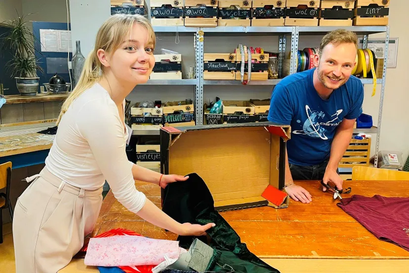 vrijwilligers van piezo zijn al druk bezig met de voorbereiding voor alle muizenhotels foto stichting piezo