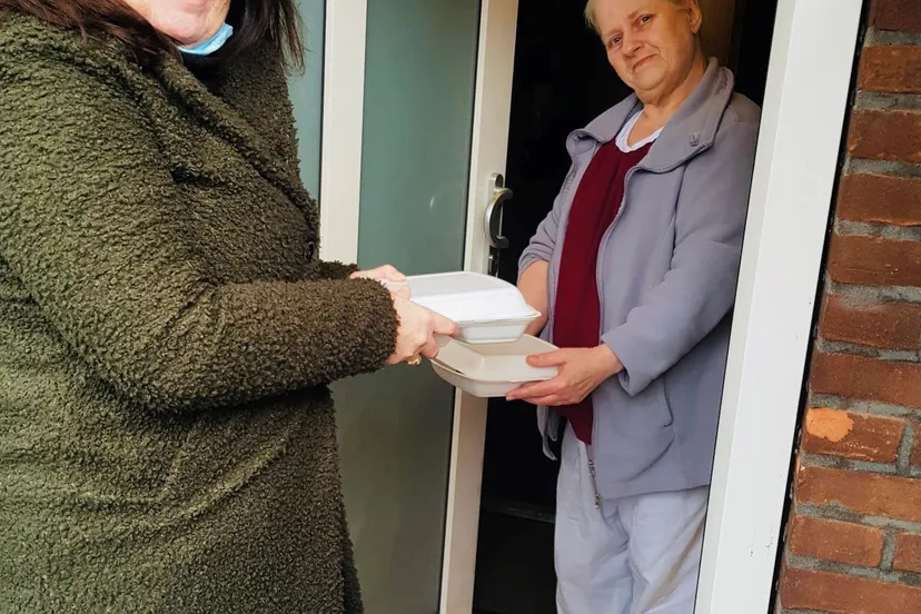 warme maaltijd inzet thuisbezorgd fotograaf stichting piezo