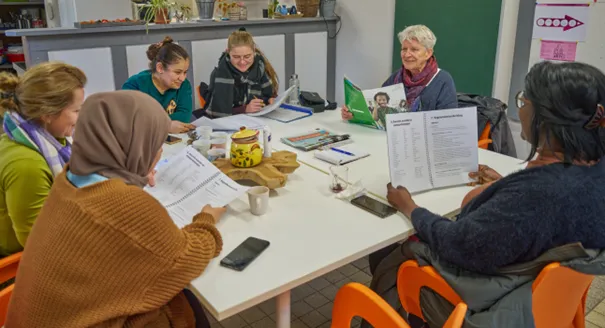 nederlandse les in wijktuin noordhove fotograaf leon koppenol