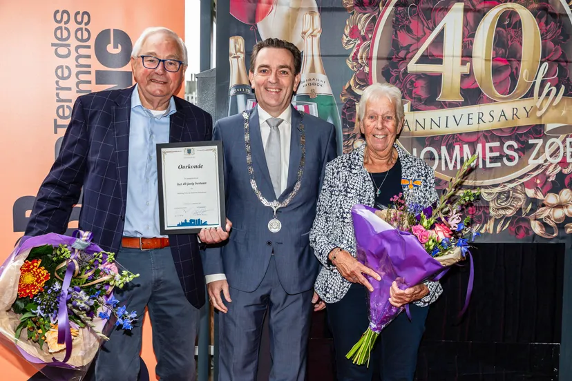 Gemeenteoorkonde 40 jaar Terre-des-Hommes