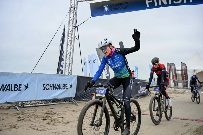 Marielle Finish Zandvoort 2025 - Arjen Schippers 2
