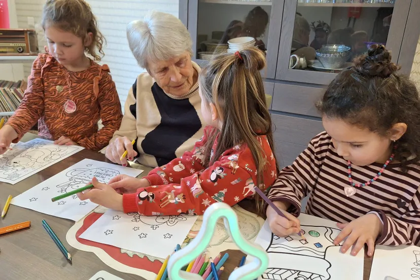 Kleuters Waterlelie op bezoek bij de Rozentuin