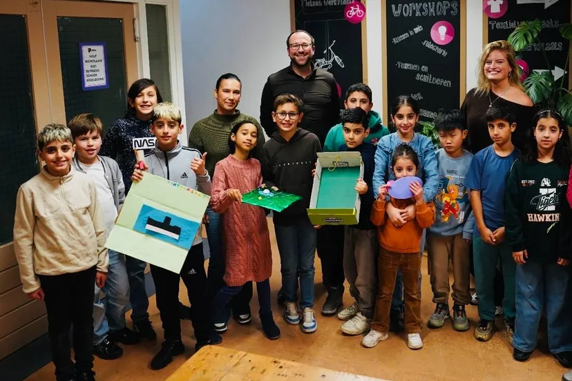 Wethouder Bouke Velzen geeft gastles bij Piezo TalentenAcademie - foto Alaa Dalli