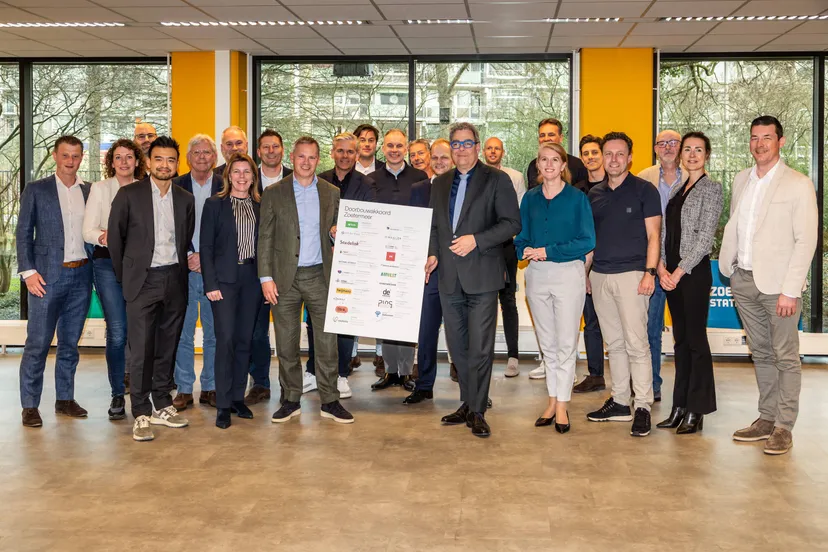 Ondertekening Doorbouwakkoord-Patricia Reports