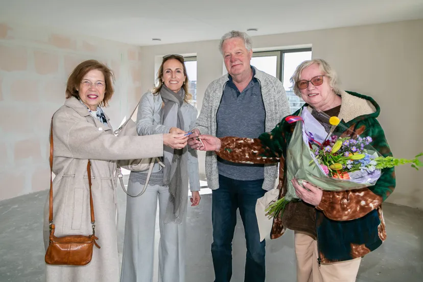 Eerste-sleuteloverdracht-Zalkerbos-006