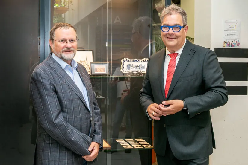 Rob Duiven, initiatiefnemer van de motie en wethouder Jan Iedema - Patricia Reports