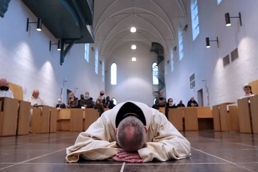 20201113 zundert abtswijding 01 ramonmangold