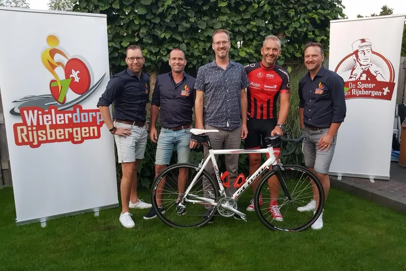 b5d7f835 1e03 402d 8fd1 64a388785d4f