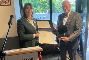 csm uitreikingereteken in brons jos siemons 23 6 3f38c28057