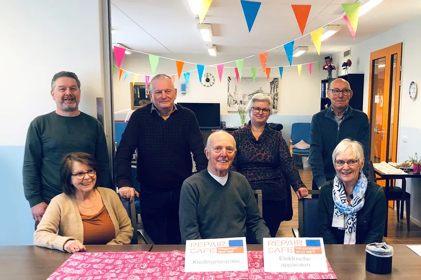 rsz 21vrijwilligers repair cafe surplus