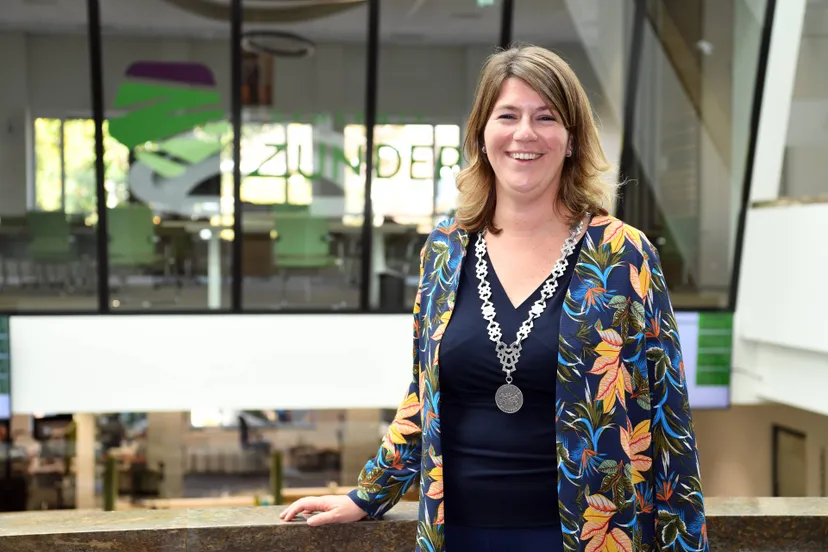 2482 20200929 zundert jst1986 5568x3712