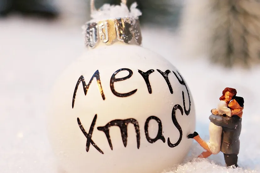 christmas bauble 1872135 960 720