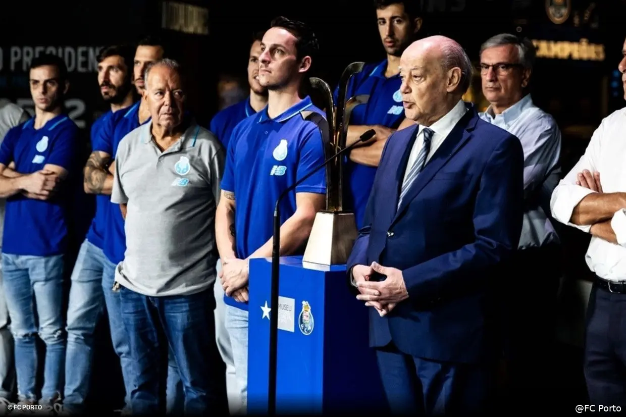 1055274 pinto da costa existiram incitamentos para que as pessoas vi