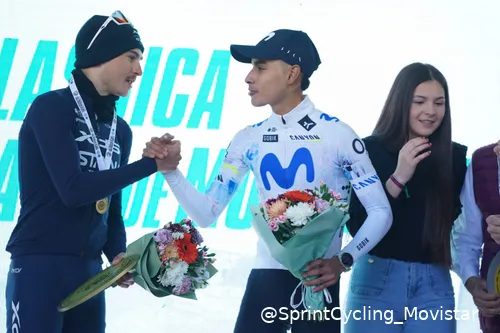 Diego Pescador, en el podim de la Gran actuación de Diego Pescador y Movistar Team en la Camp de Morvedre