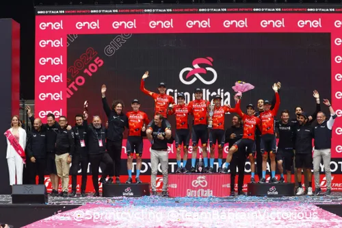 Bahrain - Victorious in the final podium in Verona after winning the team's classification
