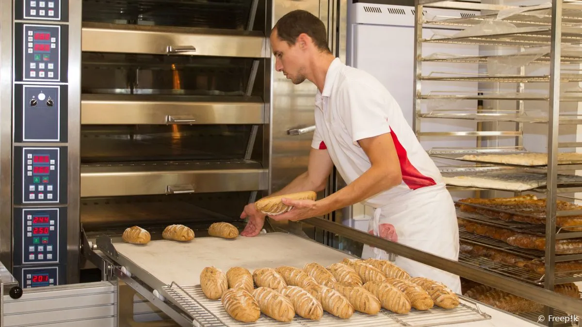 bakker bakkerij oven brood