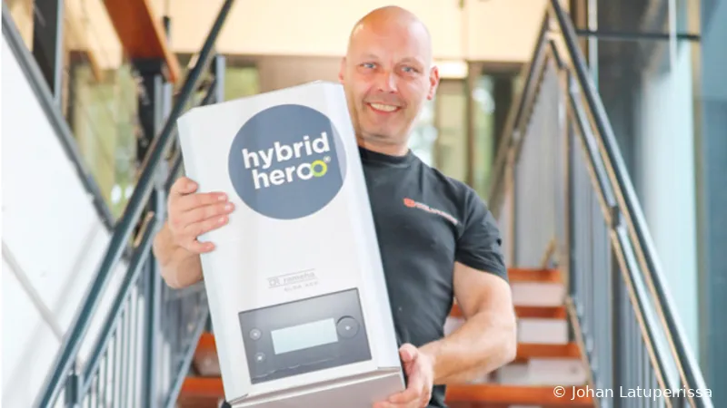 hybrid hero dom vd bergh john latupeirissa