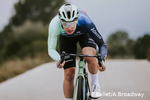 Photos action_Olav Kooij_03_©P.Ballet_A.Broadway