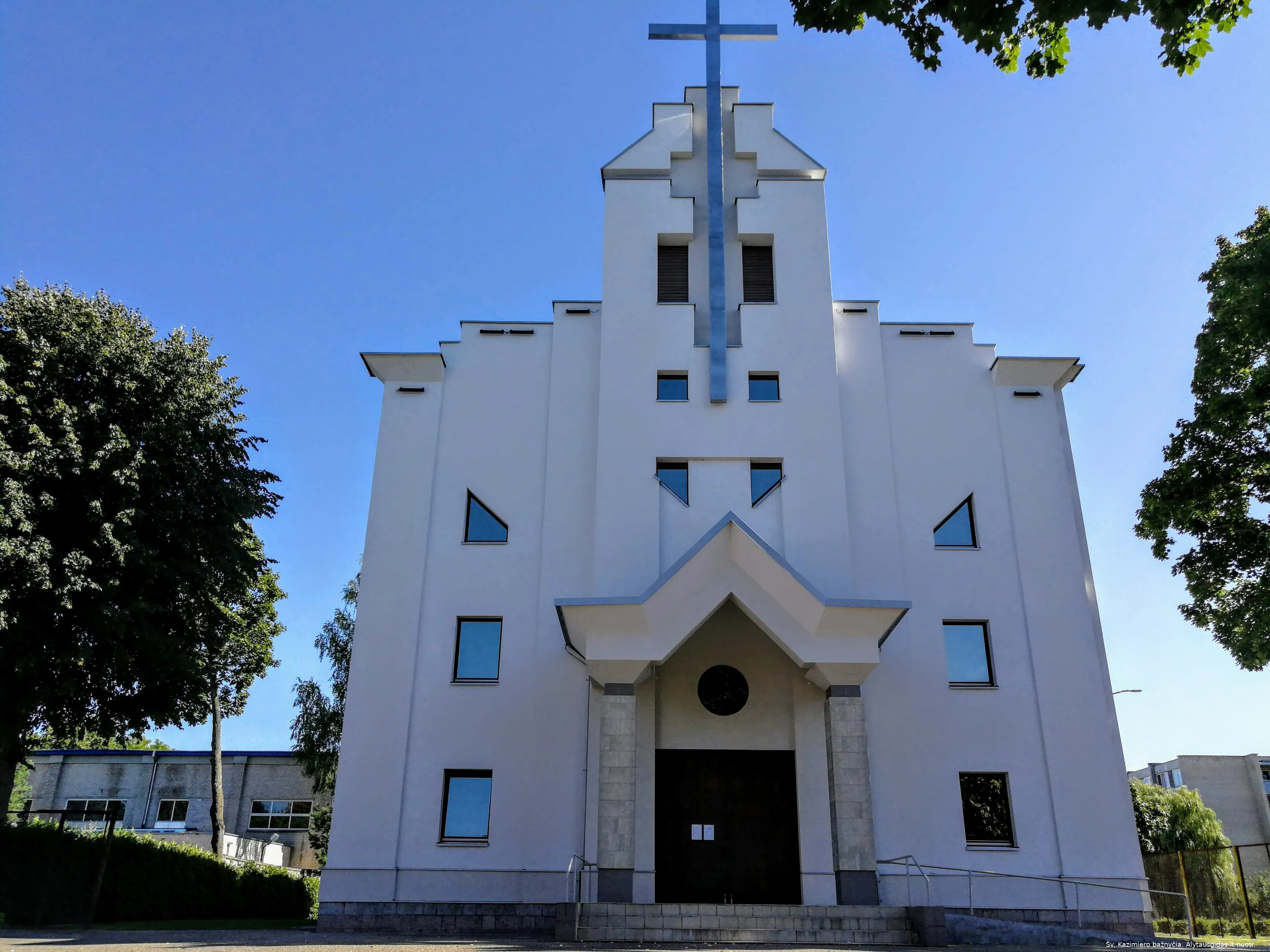 img 20180809 100840 burst001 cover