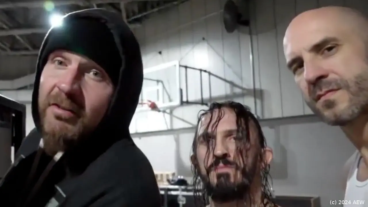 aew collision 141224