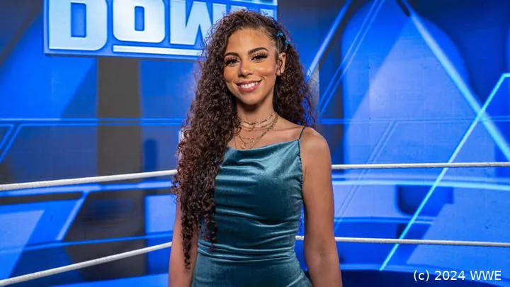 Irvin unterschrieb 2021 ihren WWE-Vertrag, kam im Januar 2022 zu SmackDown, im Februar 2023 folgte der Wechsel zu Raw