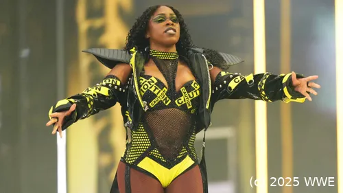 wwe naomi 0425