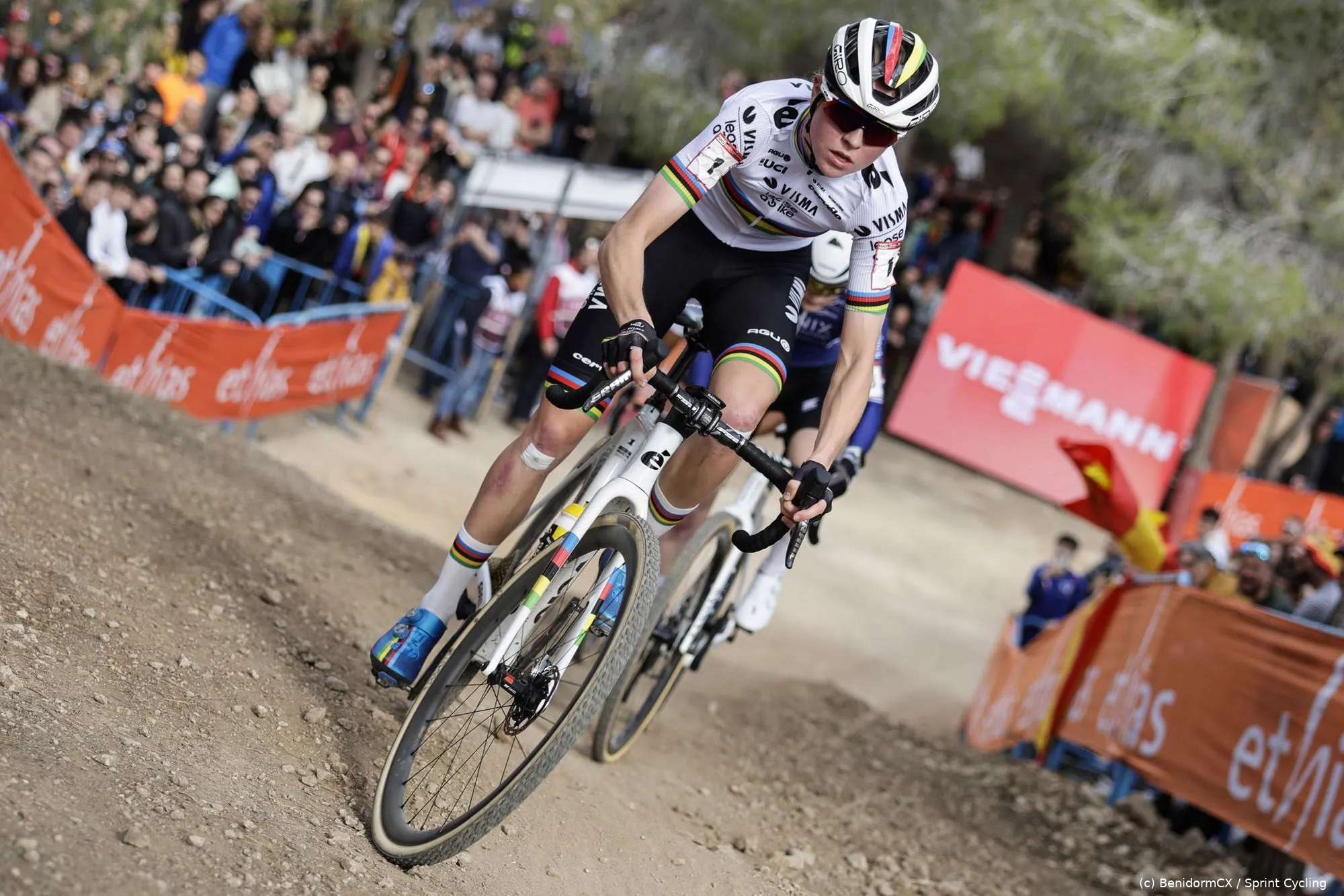 benidorm fem van empel