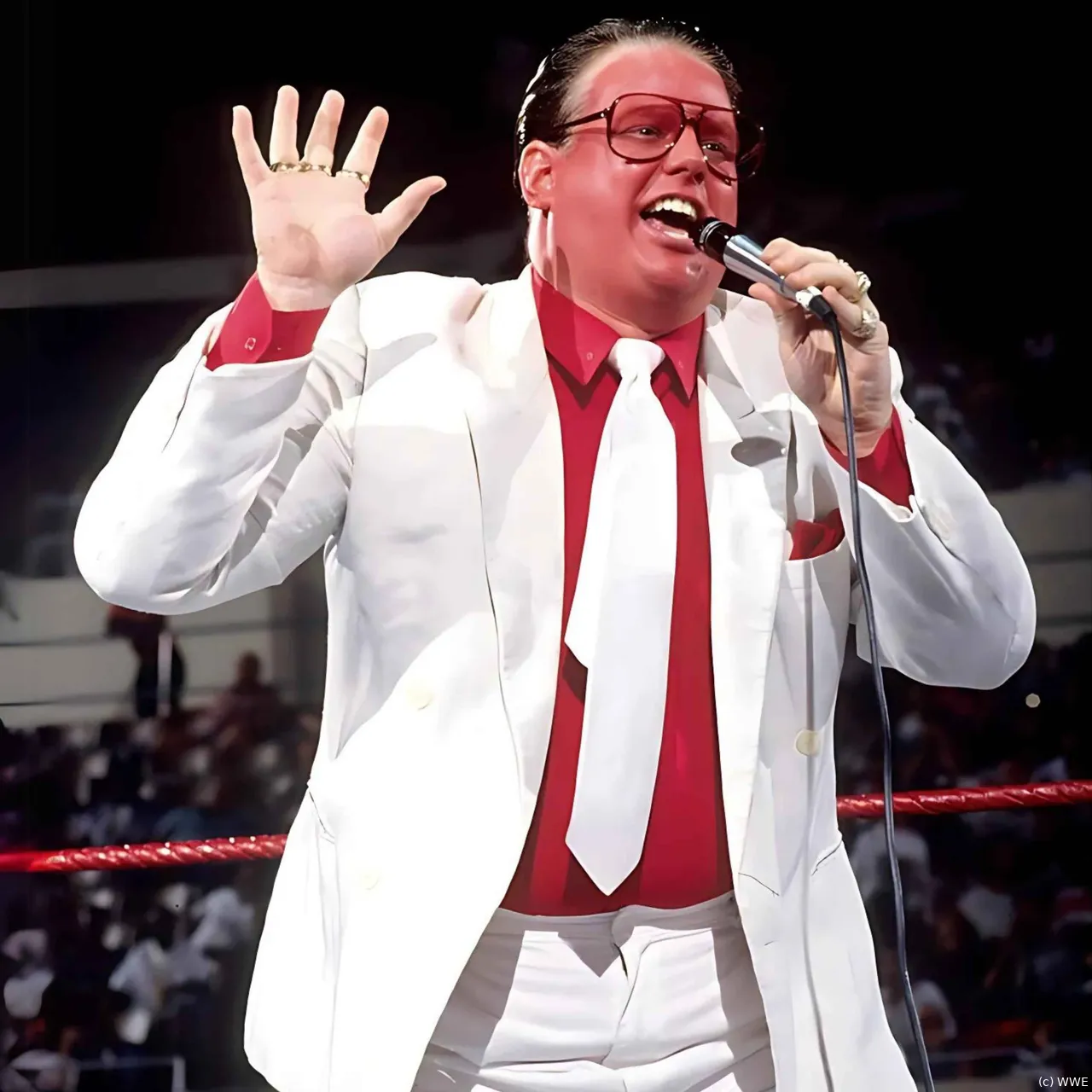 Bei WWE verkörperte Bruce Prichard vor über 30 Jahren "Brother Love"