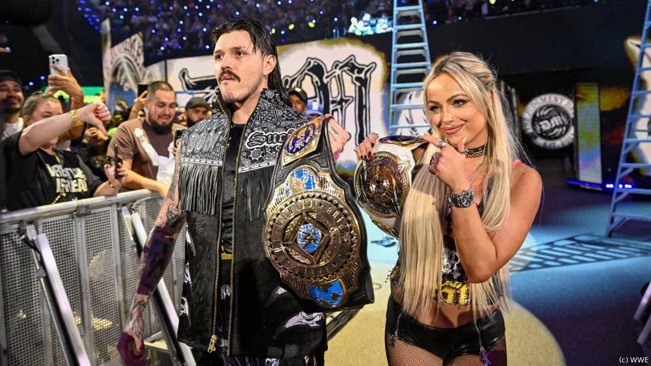 wwe dominik mysterio liv morgan
