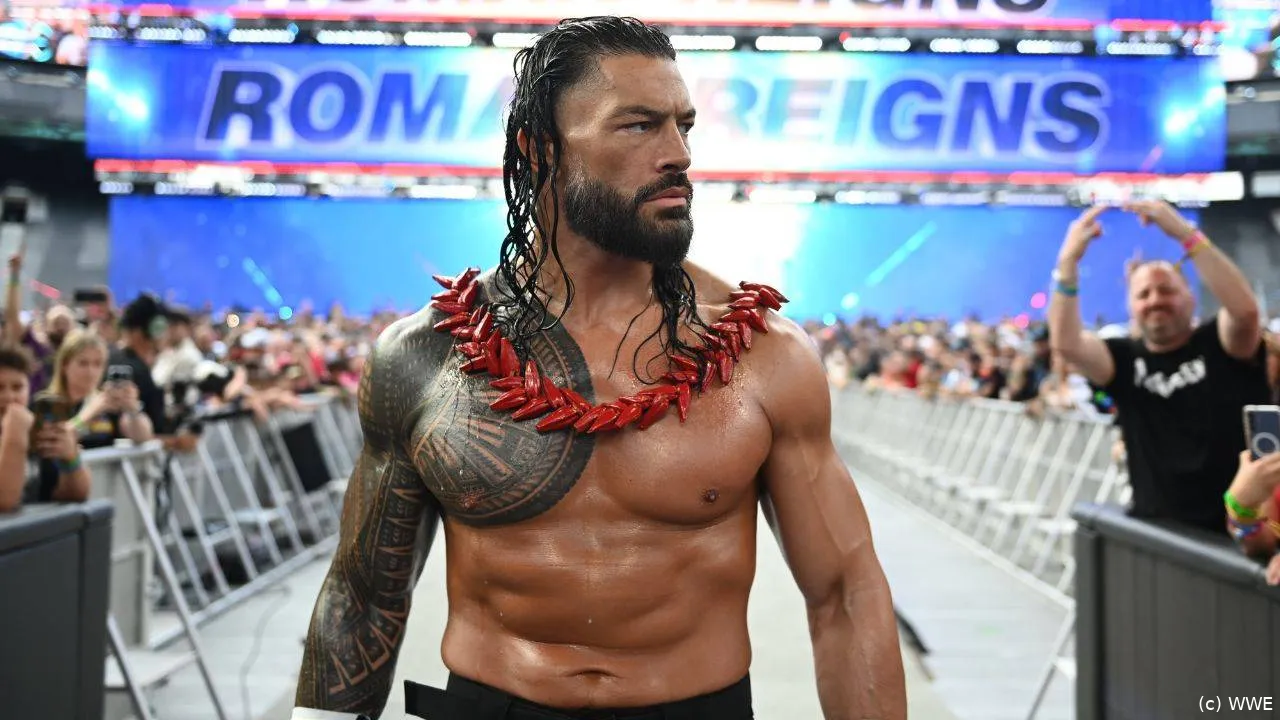 wwe_roman_reigns_0825