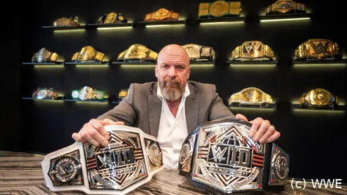 wwe id champion levesque triple h