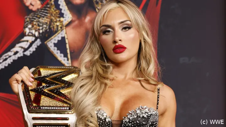 wwe tiffany stratton 0125