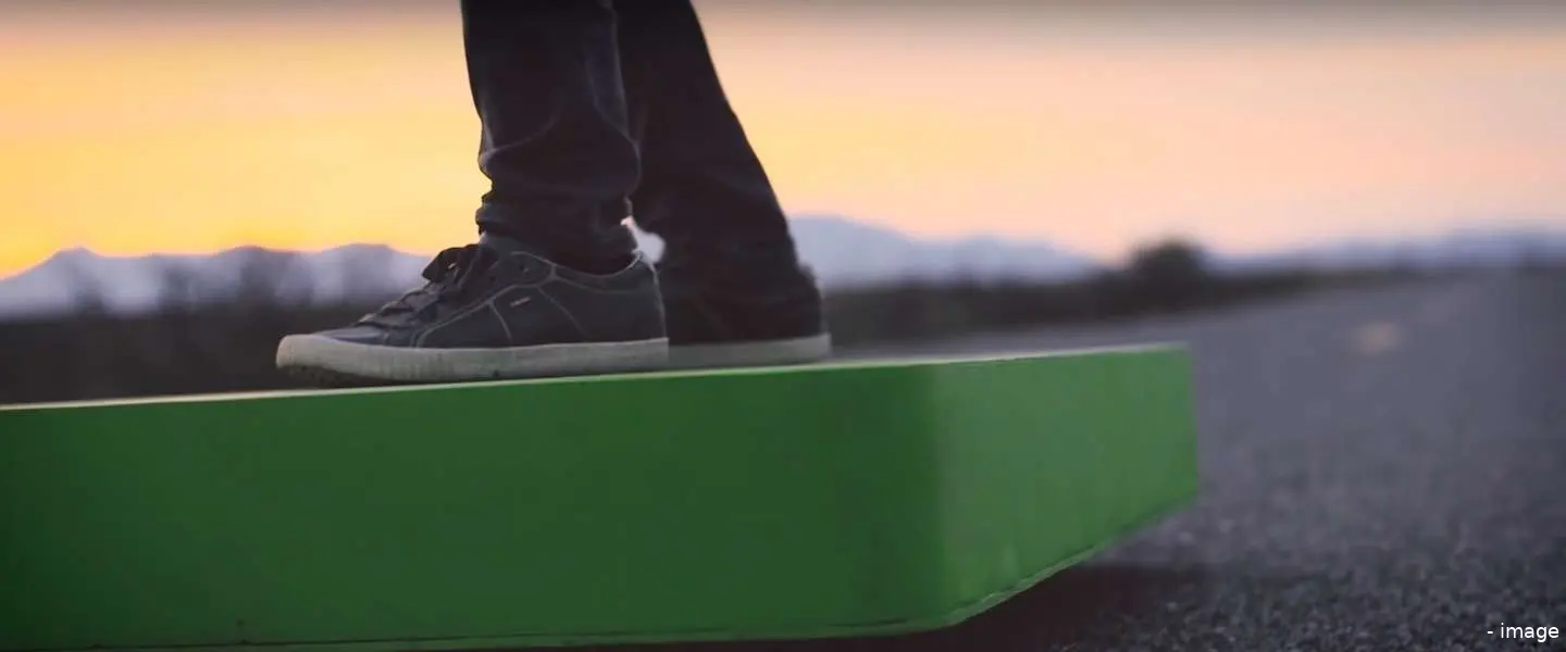 acraboard het hoverboard dat echt vliegt