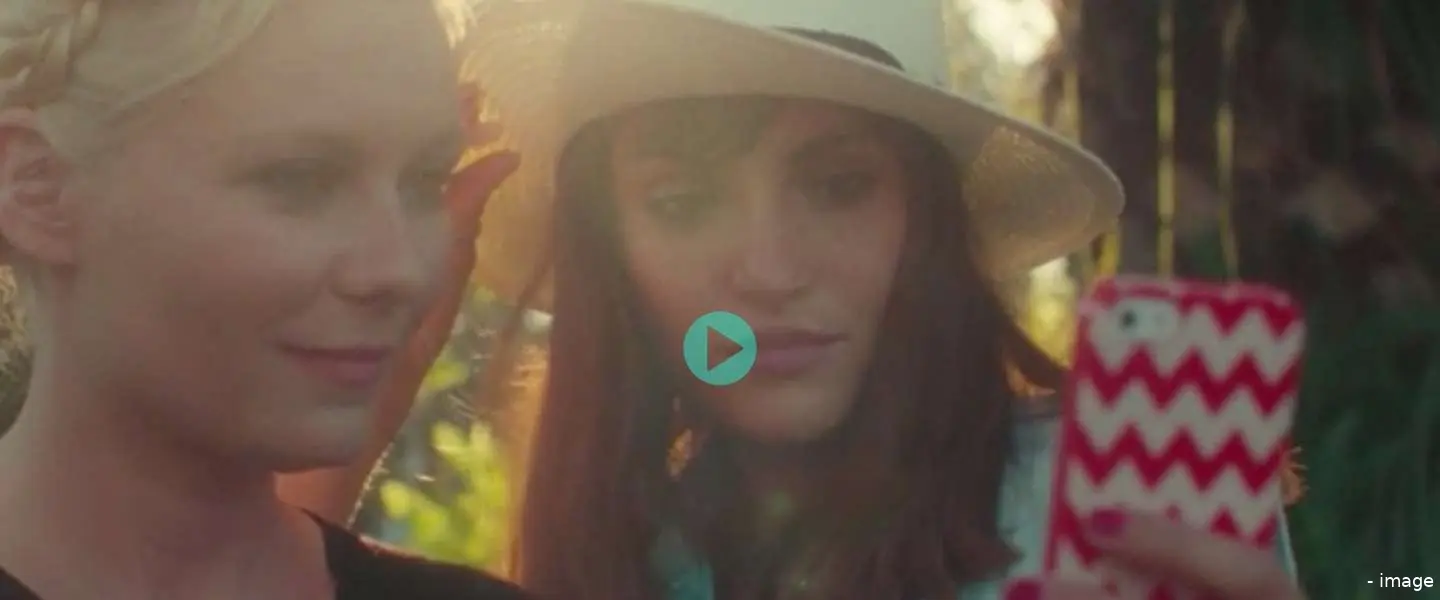 anti selfie film