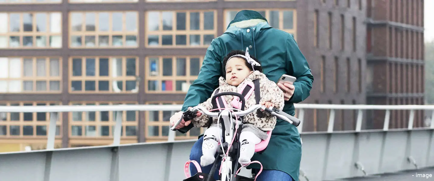 appen op de fiets
