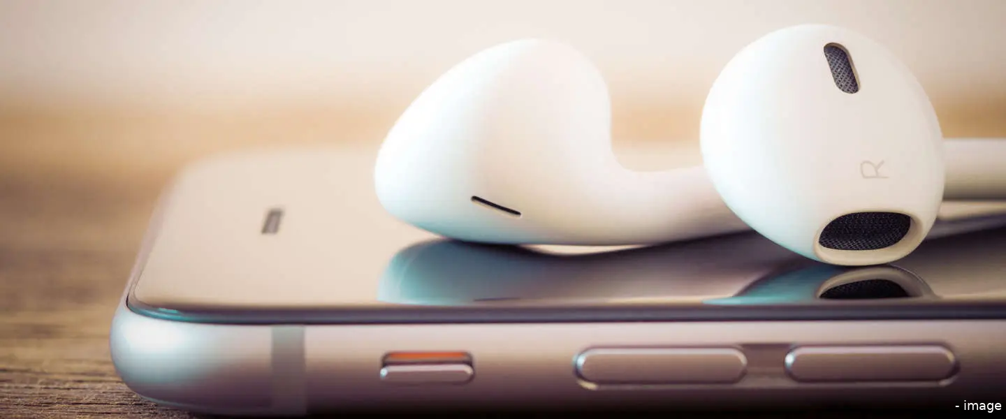 apple music earbuds