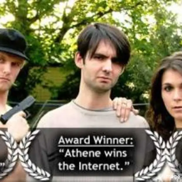 athene scoort wereldhit op youtube
