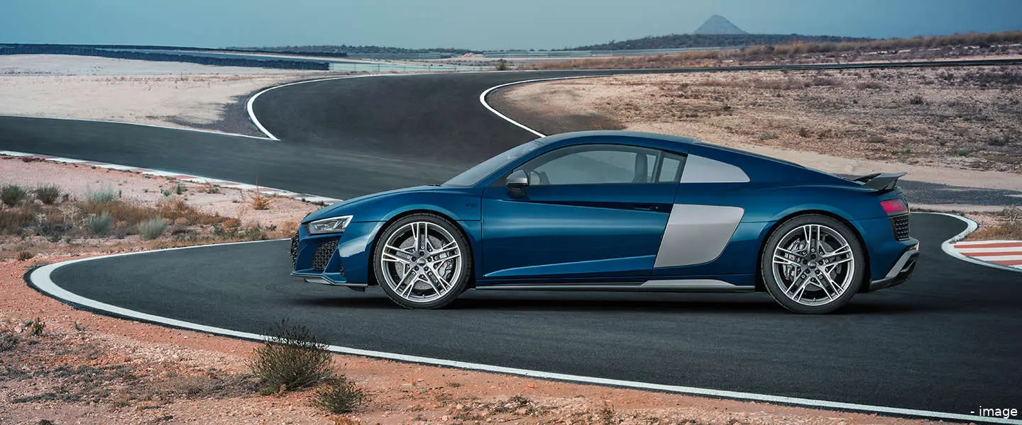 audi r8 coupe