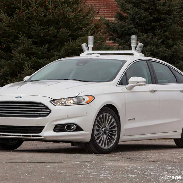 autonoom rijdende fusion hybrid research