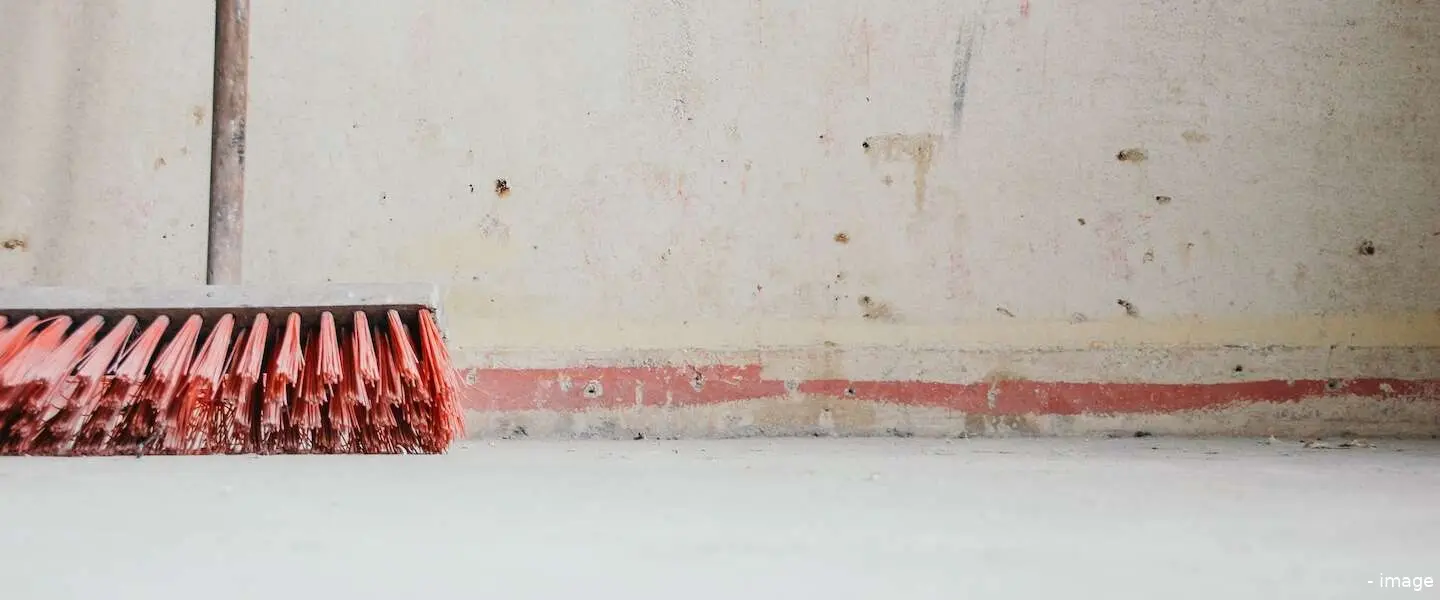bezem header