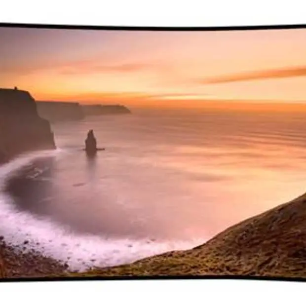 ces samsung onthult eerste curved uhd tv