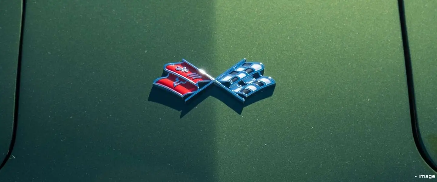 corvette header 1