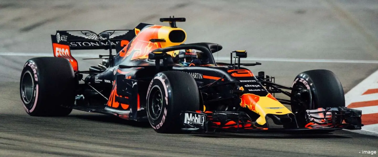 f1 header 3